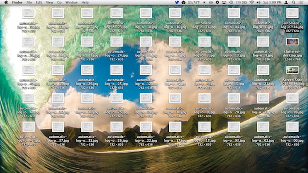 cluttered-desktop Desktop cluttered with lots of icons, desktop is visible