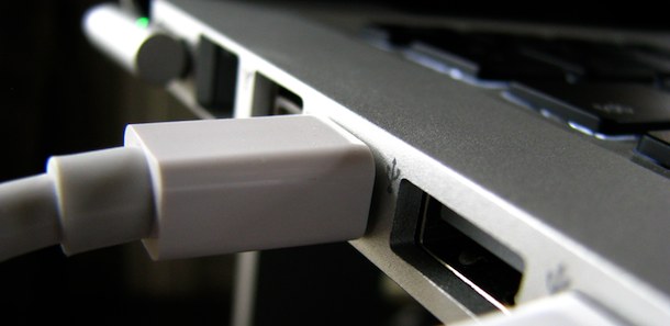 minidisplayport to dvi adapter