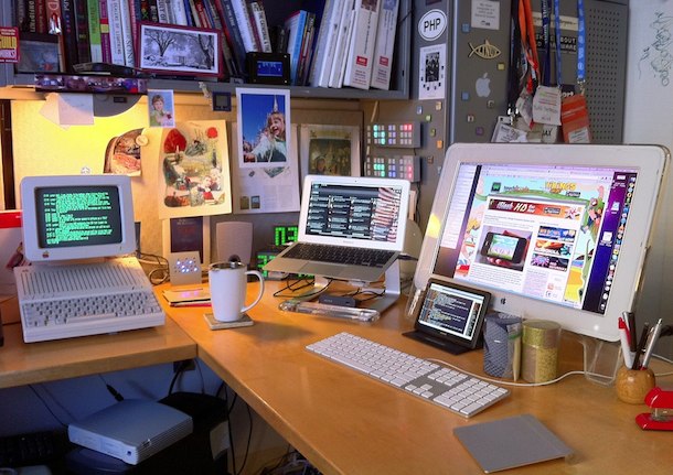 macbook air drives 4 displays macbook air drives 4 displays