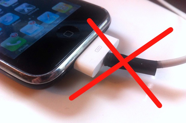 Jury Rigged iPhone fraying cable repair 