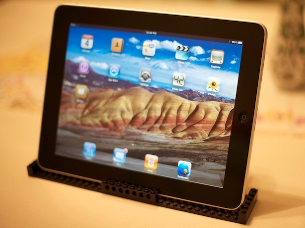 lego-ipad-stand Lego iPad stand