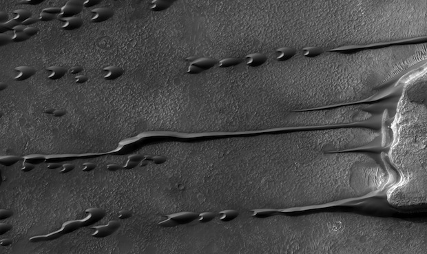 mars-sand-dunes Sand Dunes on Mars