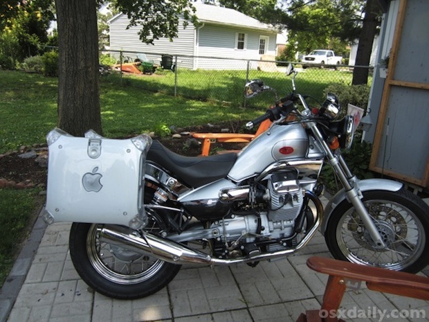 powermac-g4-motorcycle-saddlebags7 PowerMac G4 Saddlebags