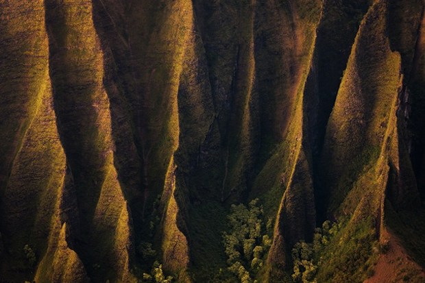 kauai canyon wallpaper