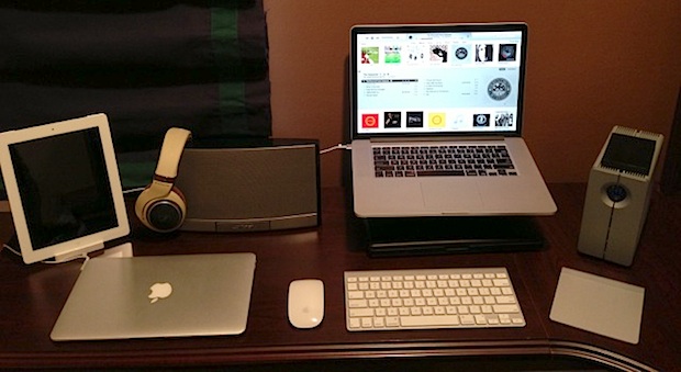 macbook-pro-ipad-desk MacBook Pro Retina and iPad desk setup