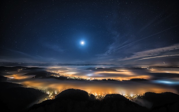cloudy-night Starry night over the clouds