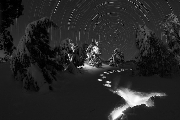 snow-angels-trail Snow and star trail at night